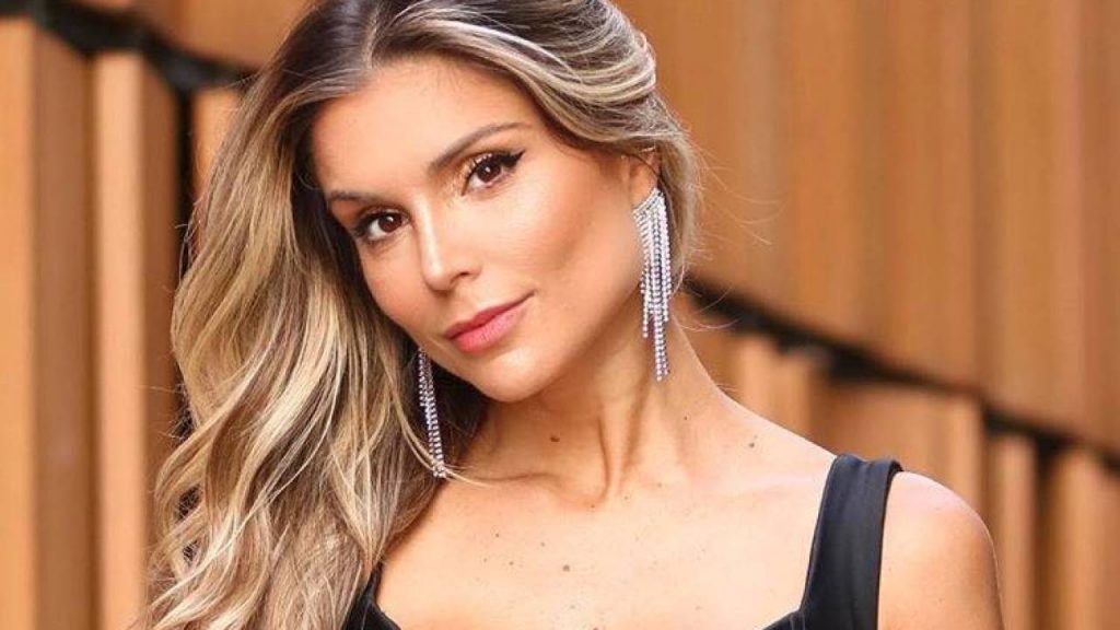 Flávia BBB